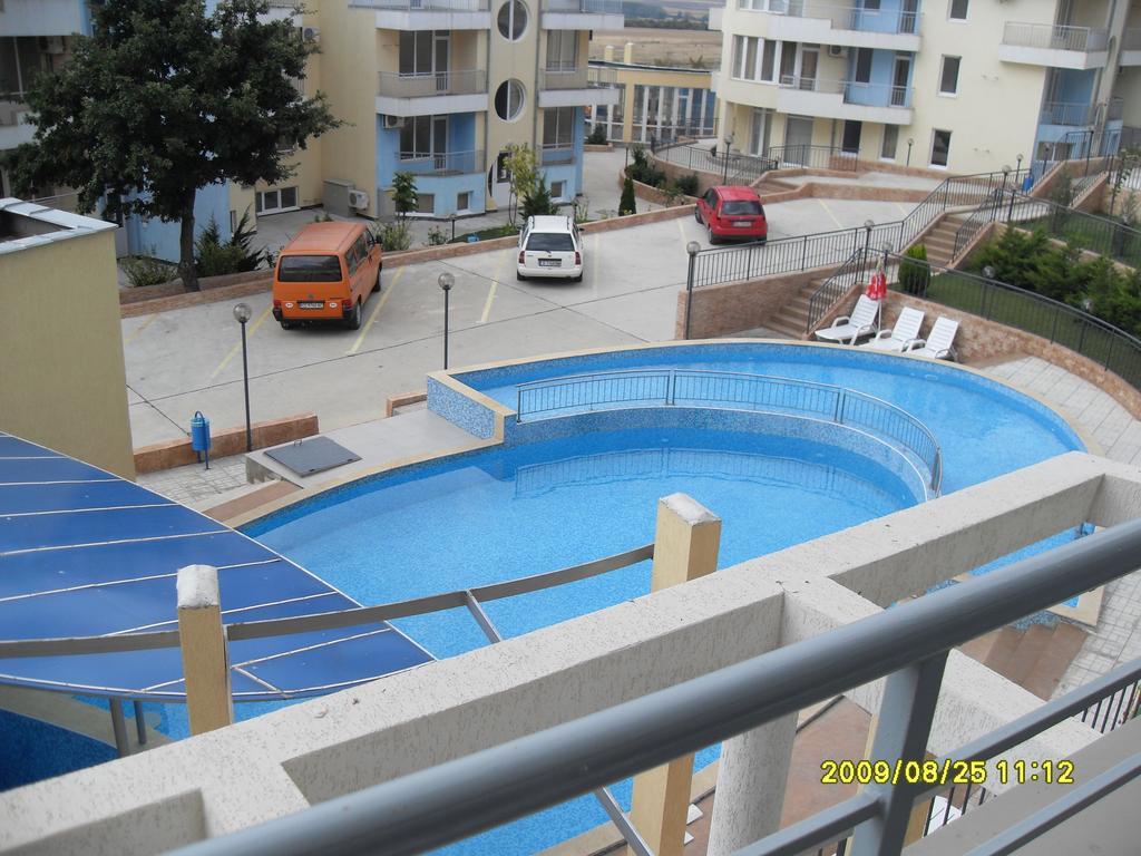 Menada Sunset Kosharitsa Apartments Ngoại thất bức ảnh