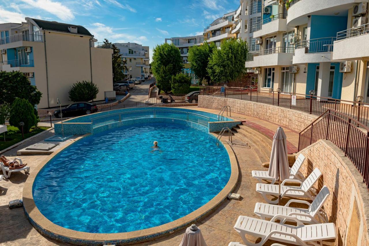 Menada Sunset Kosharitsa Apartments Ngoại thất bức ảnh