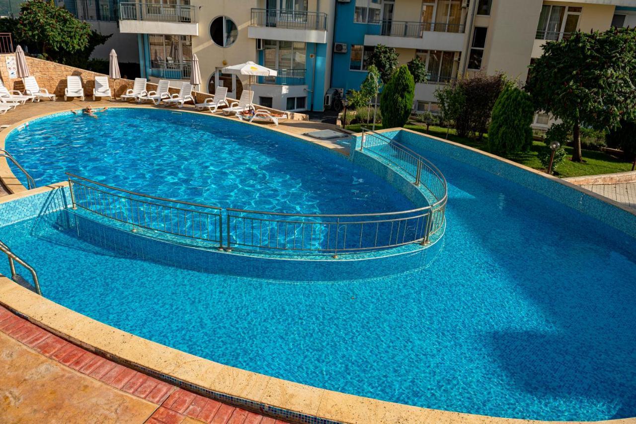 Menada Sunset Kosharitsa Apartments Ngoại thất bức ảnh