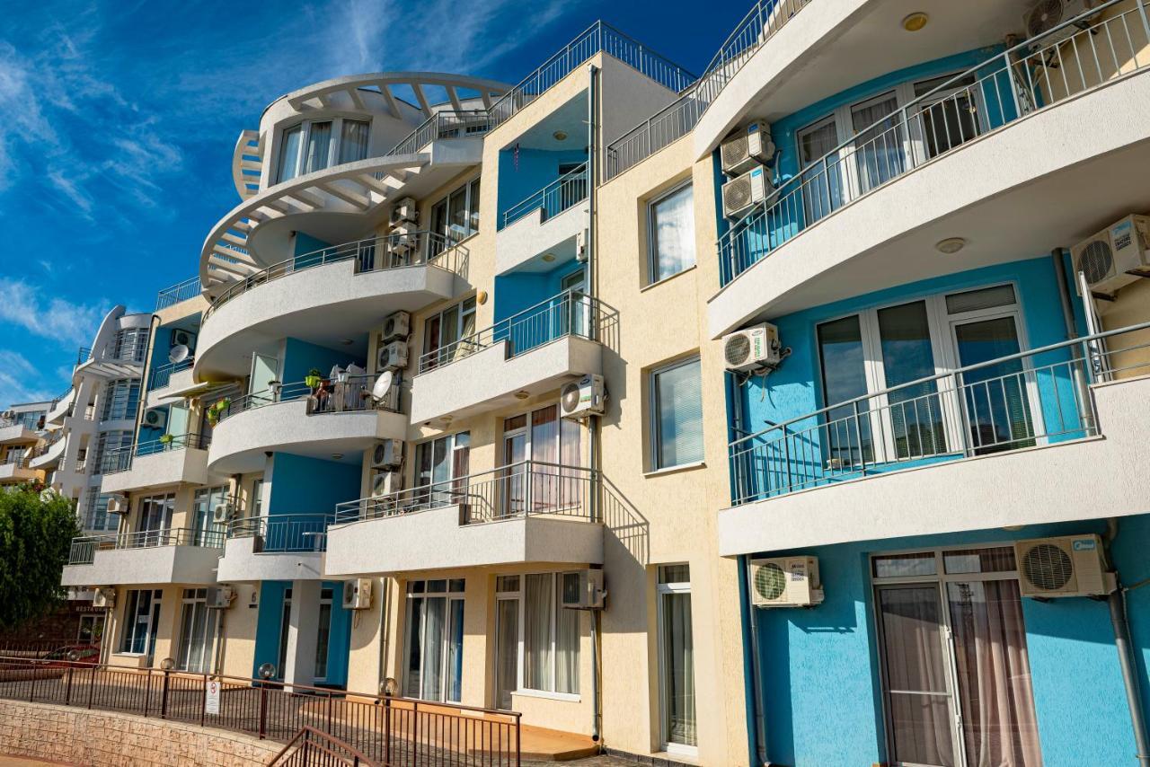Menada Sunset Kosharitsa Apartments Ngoại thất bức ảnh
